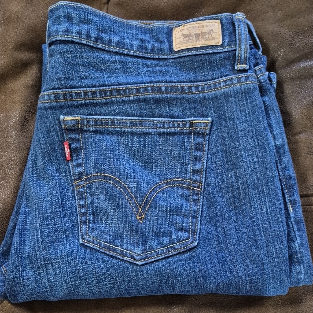 Levi's 515, Boot Cut, Size 12 Short, Dark Blue.